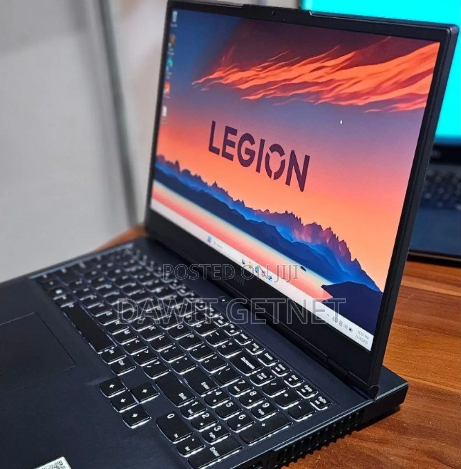 New Laptop Lenovo Legion 5 16GB AMD Ryzen 5 SSD 512GB