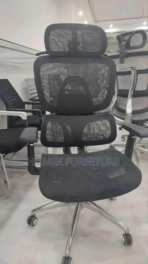 Modern Ergonomic Chair – Perfect for Long Working Hours