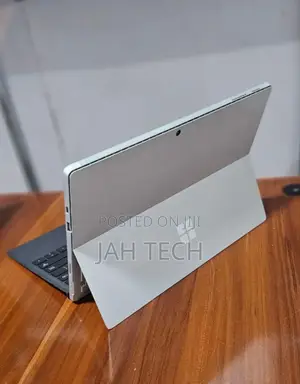 New Laptop Microsoft Surface Pro 7 8GB Intel Core I5 SSD 128GB