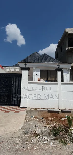 Furnished 6bdrm Villa in Lege Tafo, Yeka for sale