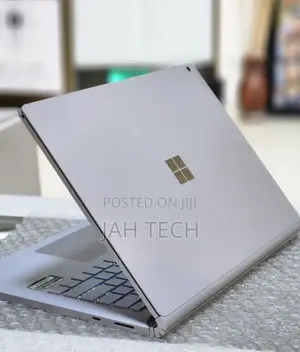 New Laptop Microsoft Surface Book 3 16GB Intel Core I7 SSD 256GB