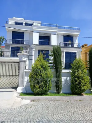 Furnished 9bdrm House in ሀያት ዞን, Bole for sale