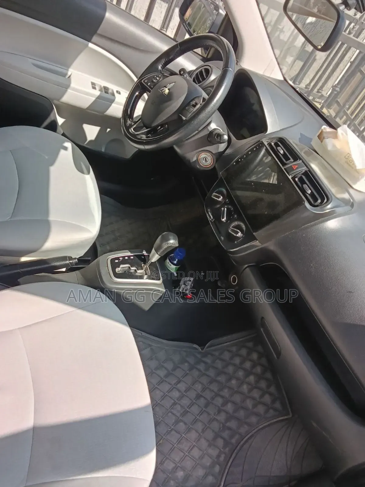 Mitsubishi Attrage 2021 Gray