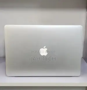 New Laptop Apple MacBook Pro 2015 16GB Intel Core I7 SSD 512GB