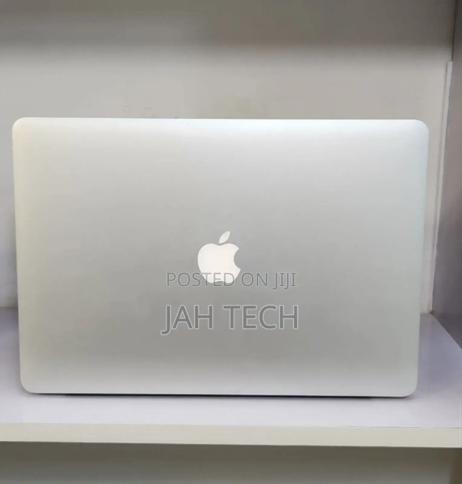 New Laptop Apple MacBook Pro 2015 16GB Intel Core I7 SSD 512GB