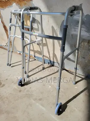 Walking Aid歲欣walker鍆፱walking Rollator: Two Wheels at the Front