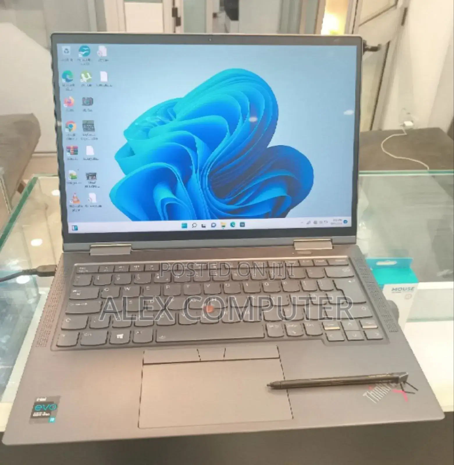 New Laptop Lenovo Thinkpad X1 Yoga 32GB Intel Core I7 SSD 512GB