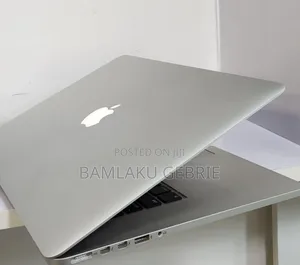 New Laptop Apple MacBook Pro 2015 16GB Intel Core I7 SSD 512GB