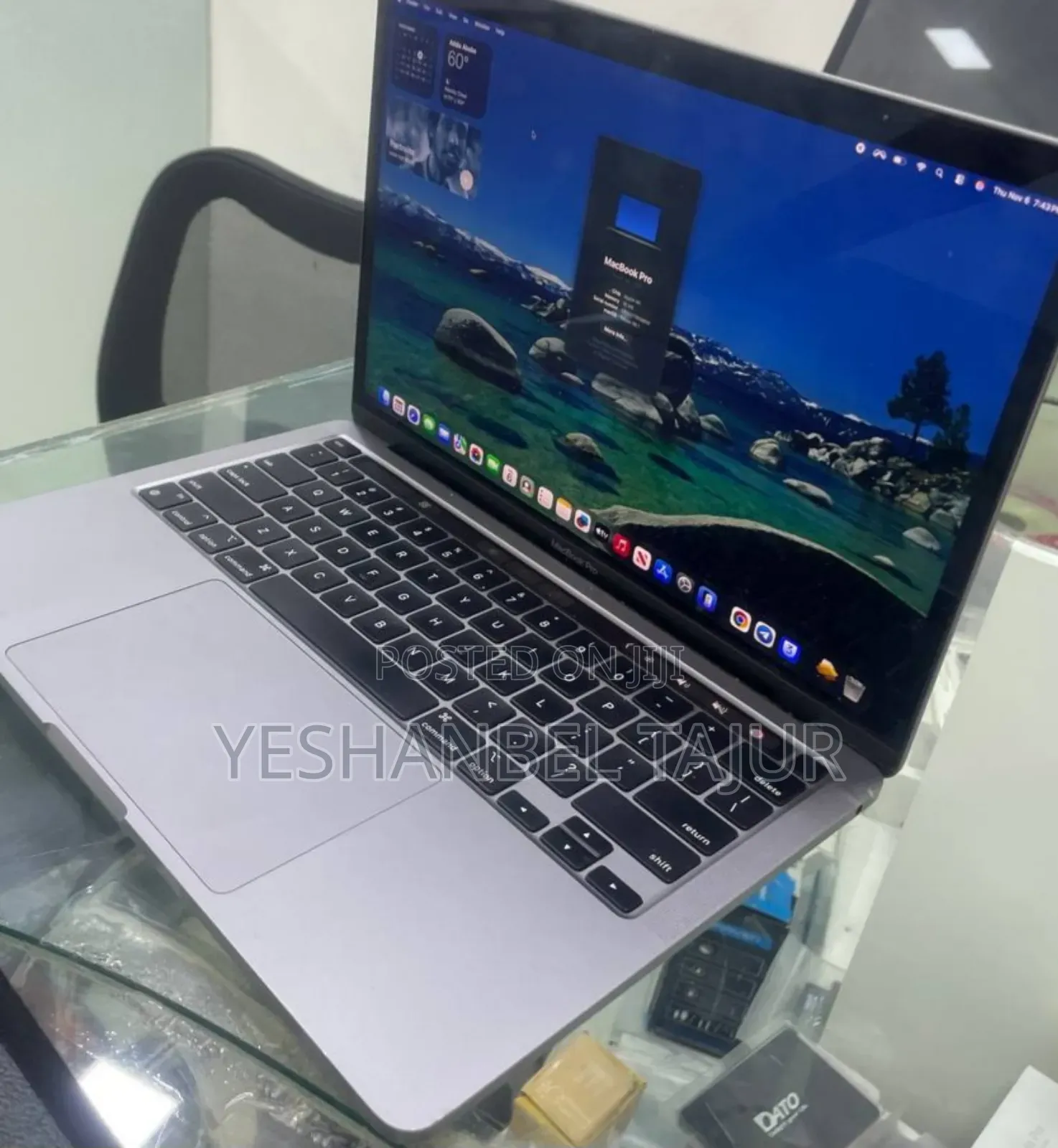 New Laptop Apple MacBook Pro 2020 M1 16GB Apple M1 Pro SSD 256GB