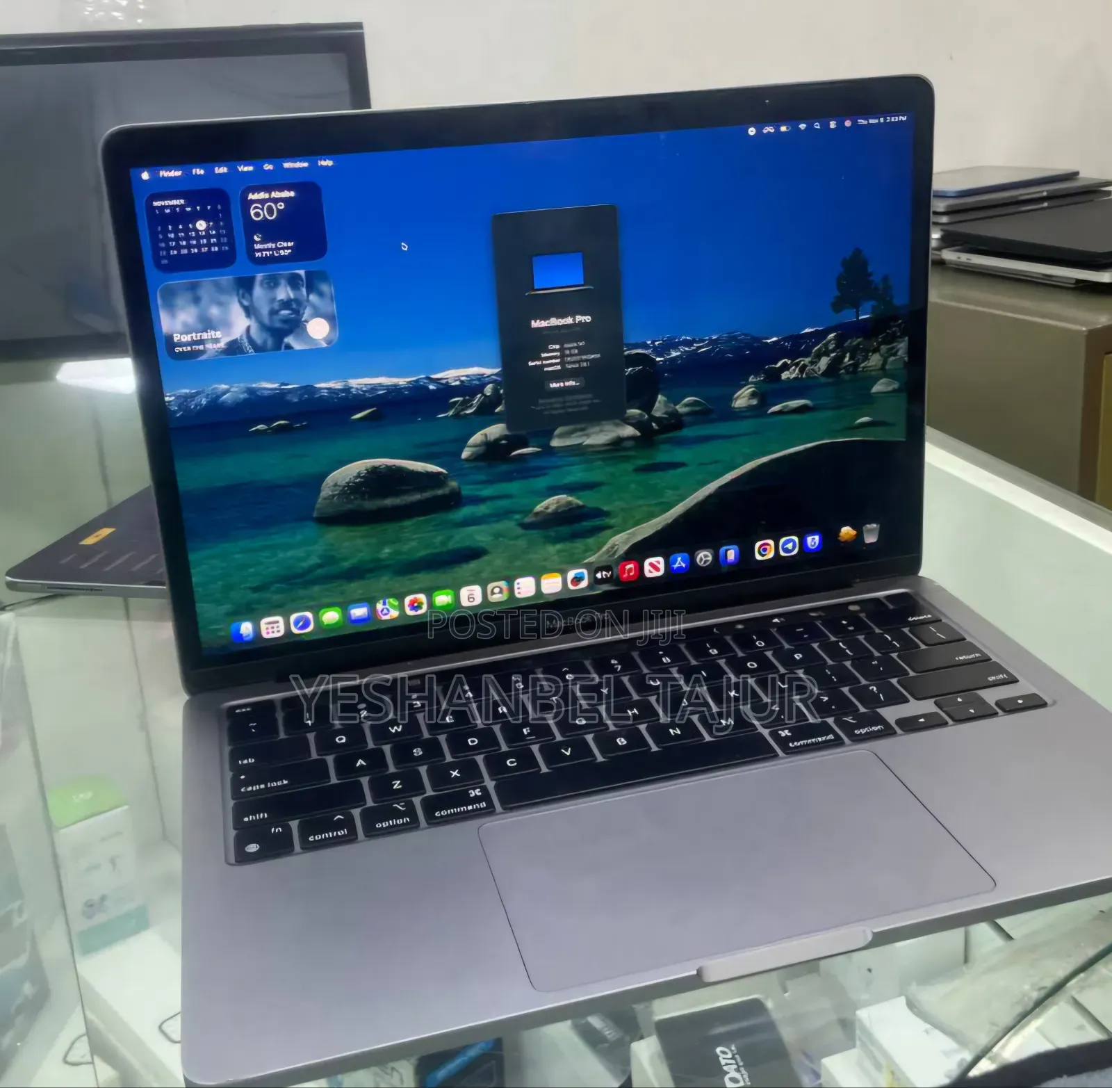 New Laptop Apple MacBook Pro 2020 M1 16GB Apple M1 Pro SSD 256GB