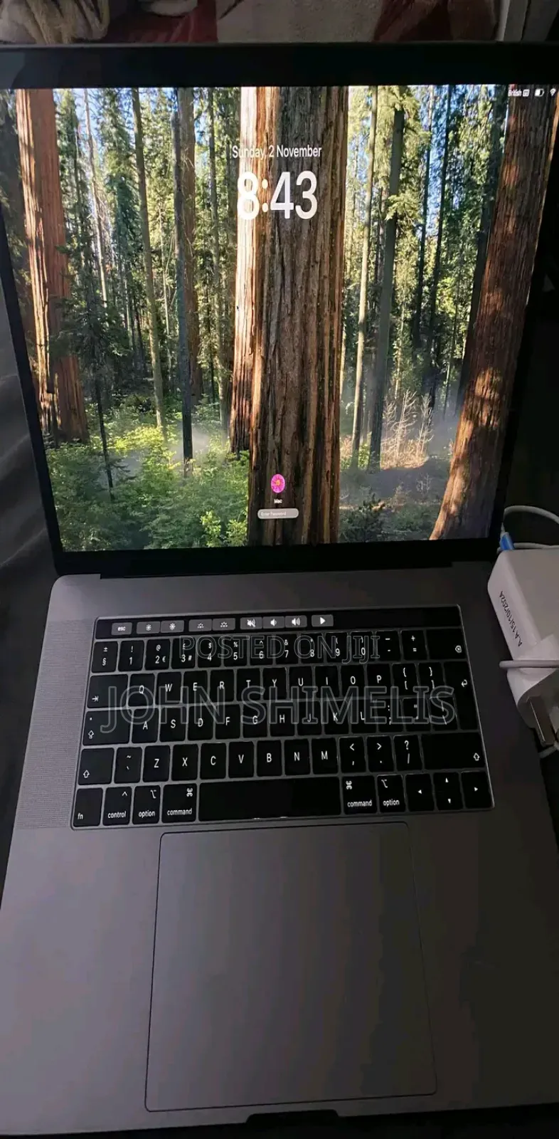 New Laptop Apple MacBook Pro 2019 32GB Intel Core I9 SSD 512GB