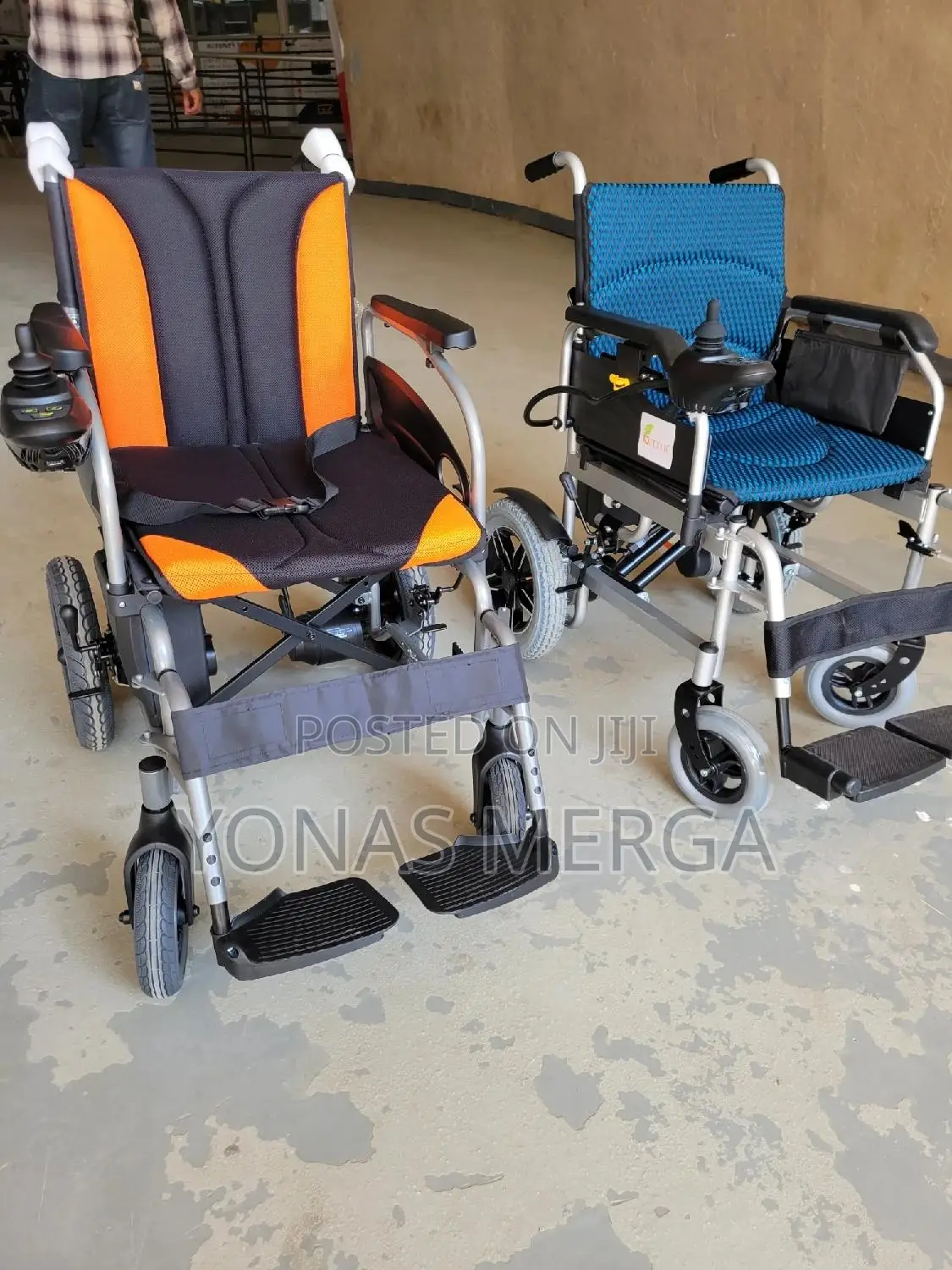 Lithium Battery Electeic Wheelchair審፰ Making It Ideal for Travel