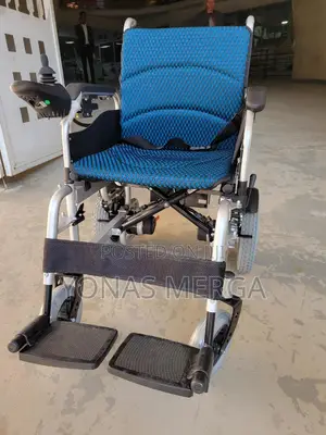 Electeic Wheelchair=Folding Electric Wheelchair臣顓battery Ensure Smooth