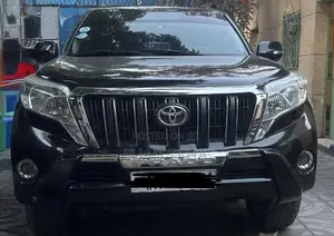 Toyota Land Cruiser Prado 2012 Black