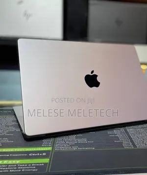New Laptop Apple MacBook Pro 2021 M1 32GB Apple M1 Pro SSD 512GB