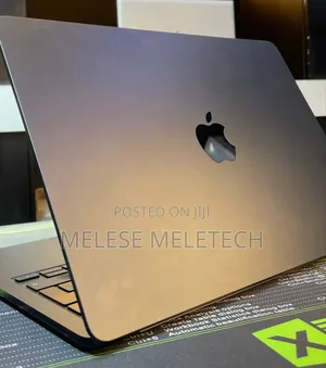 New Laptop Apple MacBook Air 2023 M2 24GB Apple M2 SSD 1T