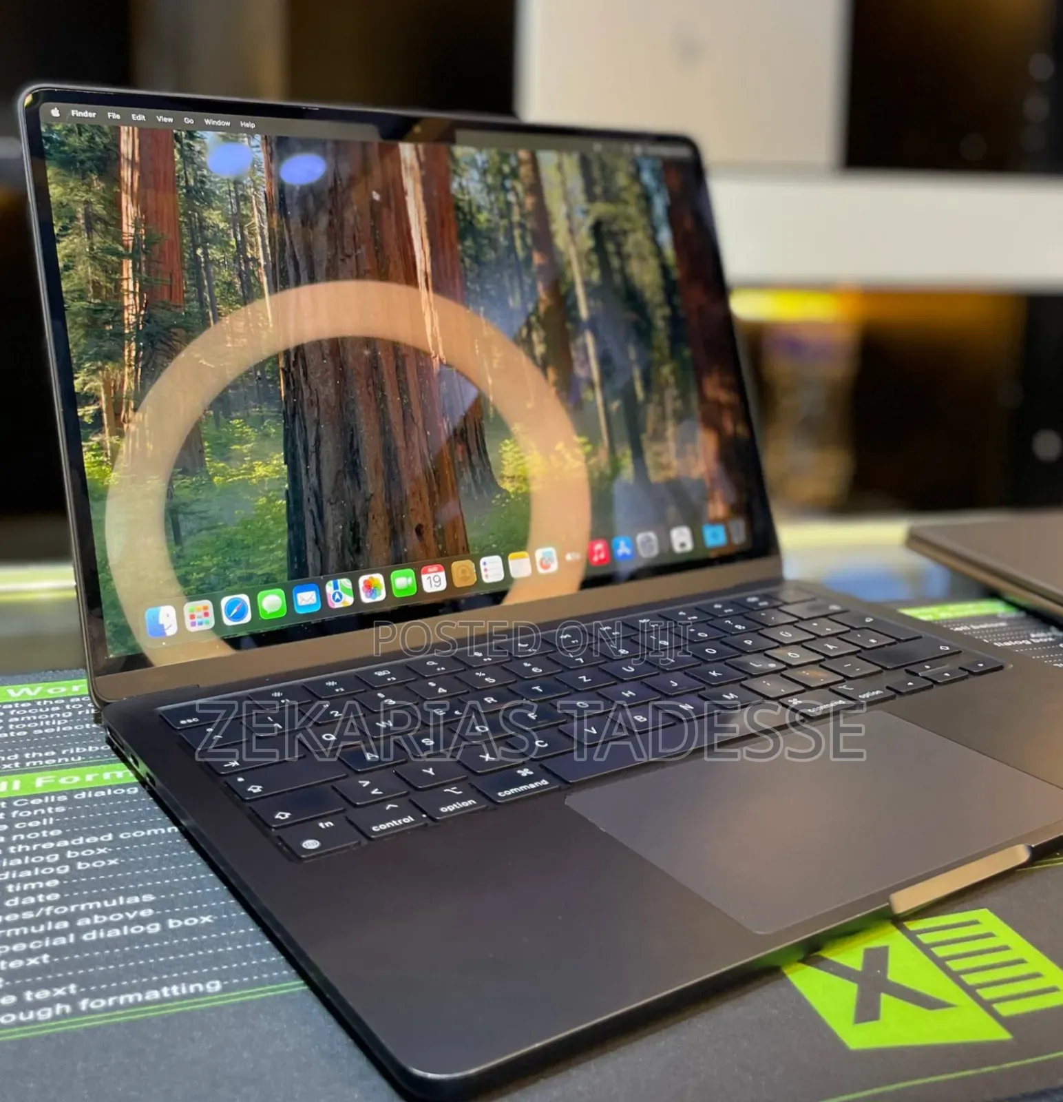 New Laptop Apple MacBook Air 2022 M2 24GB Apple M2 SSD 1T