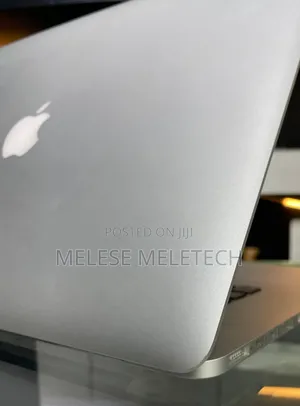 New Laptop Apple MacBook Pro 2015 16GB Intel Core I7 SSD 256GB