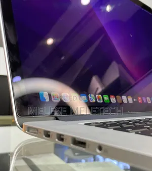 New Laptop Apple MacBook Pro 2015 16GB Intel Core I7 SSD 256GB