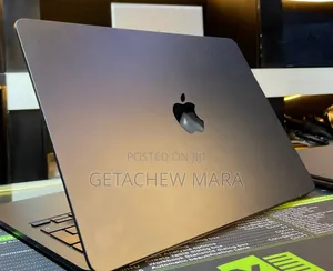 New Laptop Apple MacBook Air 2023 M2 24GB Intel SSD 1T
