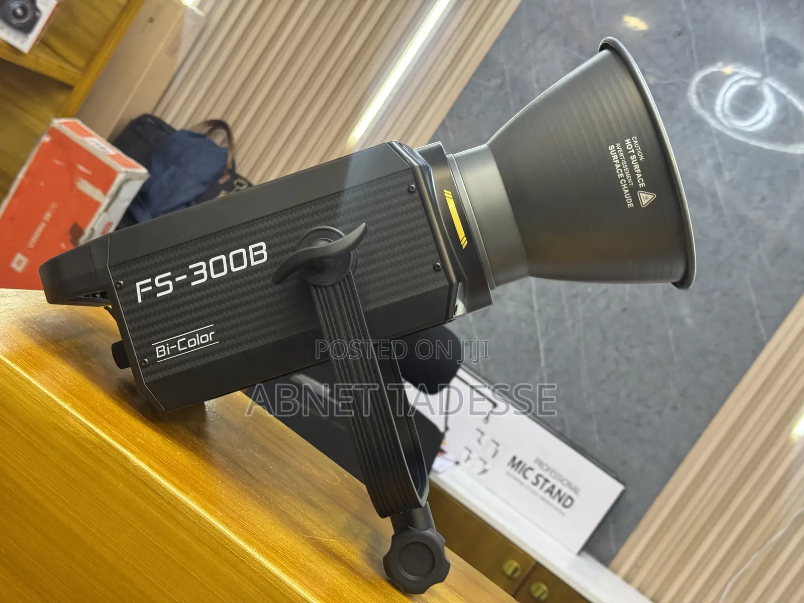 Nanlite Fs-300 Light