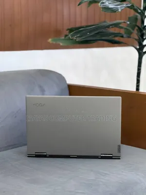 New Laptop Lenovo Yoga 7i 12GB Intel Core I5 SSD 512GB