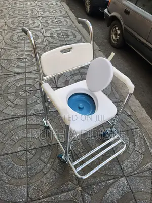 Four Mini Wheels Wheelchair管道wheelchair延誤wheelchair蝨你commode Medical