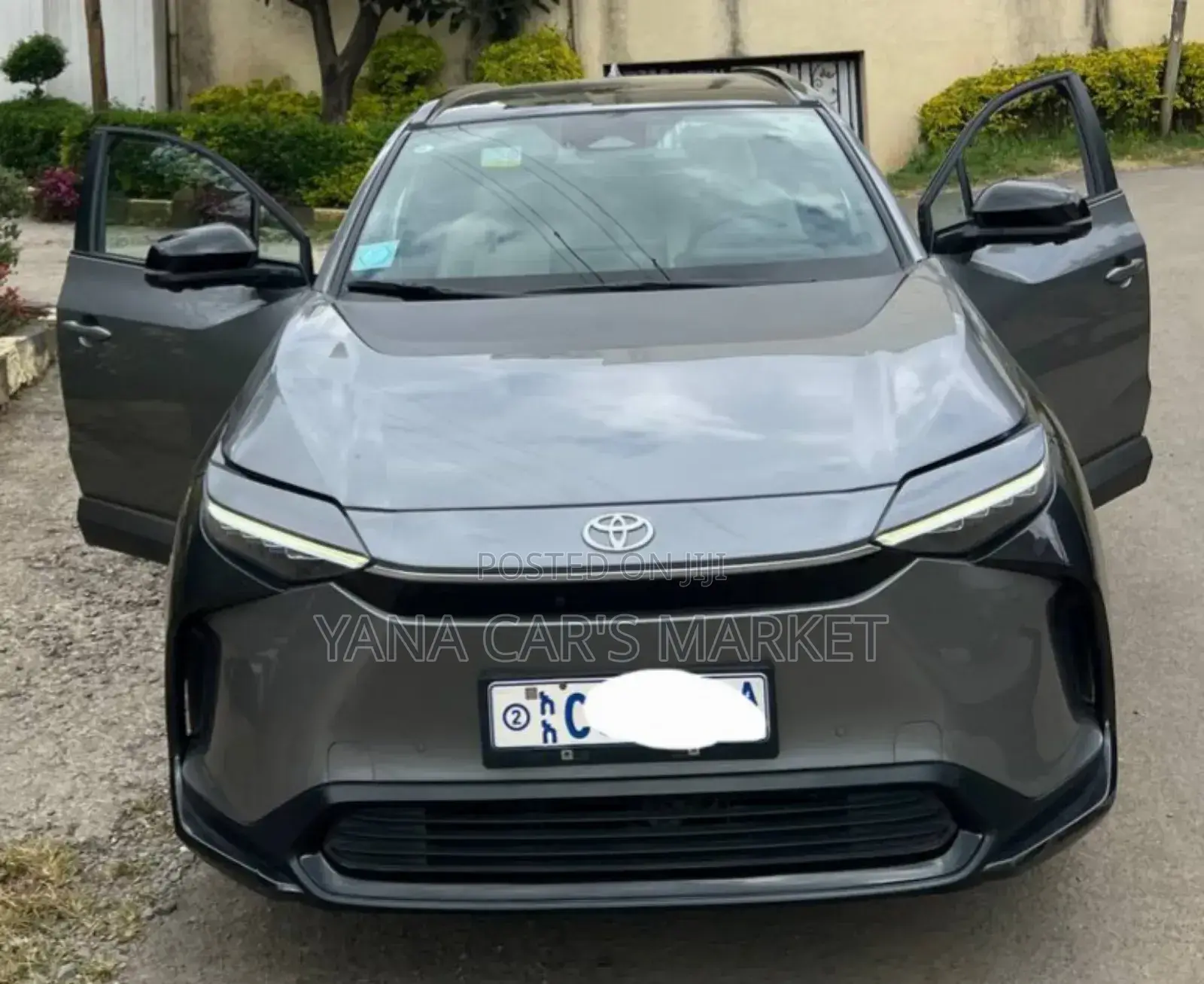 Toyota bZ4X 2024 Gray