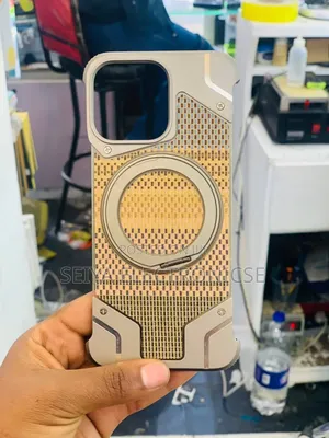 iPhones 16pro Max Frameless Metal Cover # iPhones 16pro Max Metal Case