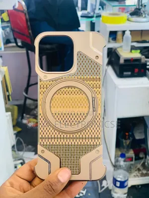 iPhones 16pro Max Frameless Metal Cover # iPhones 16pro Max Metal Case