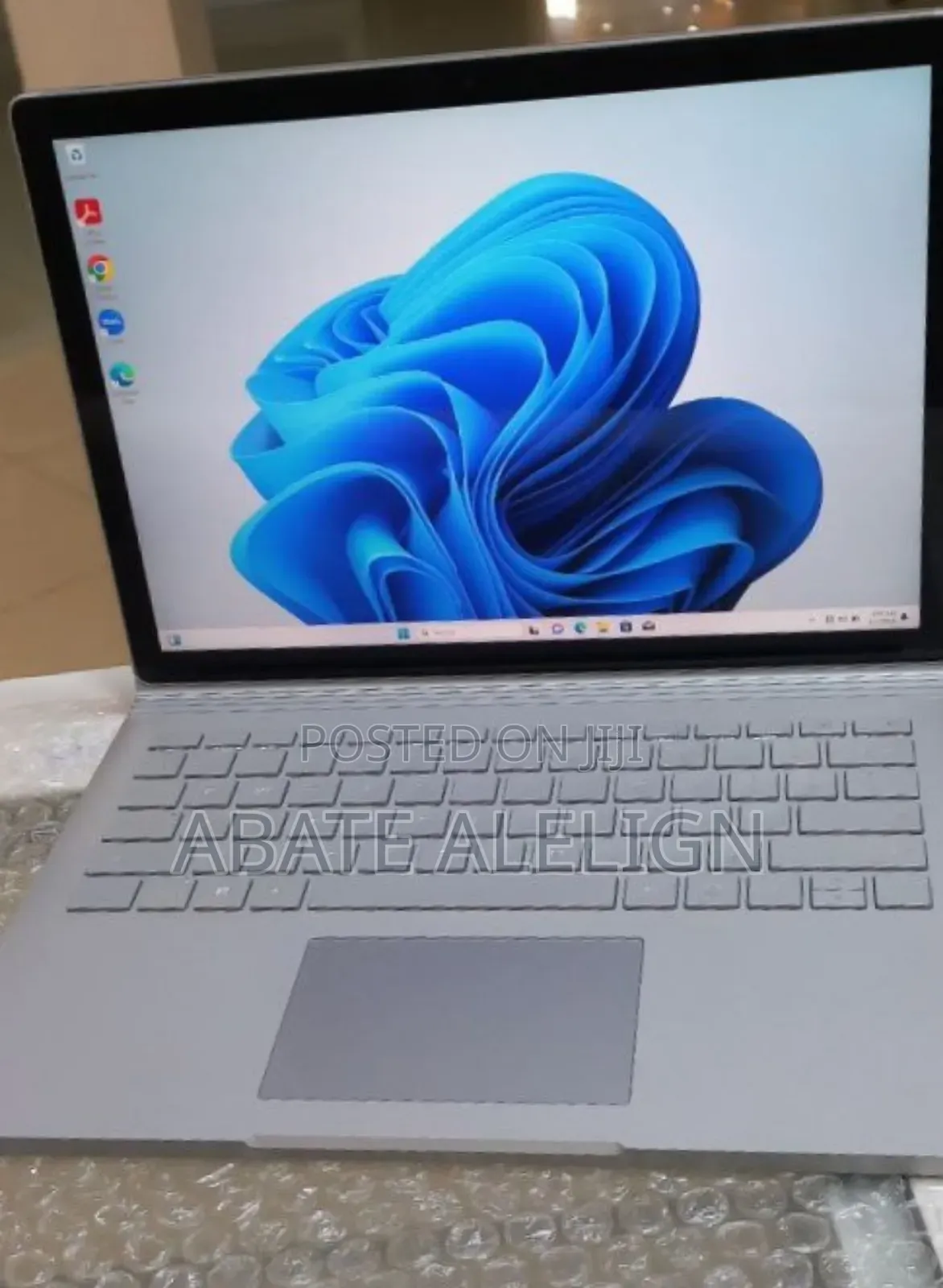 New Laptop Microsoft Surface Book 3 16GB Intel Core I7 SSD 256GB