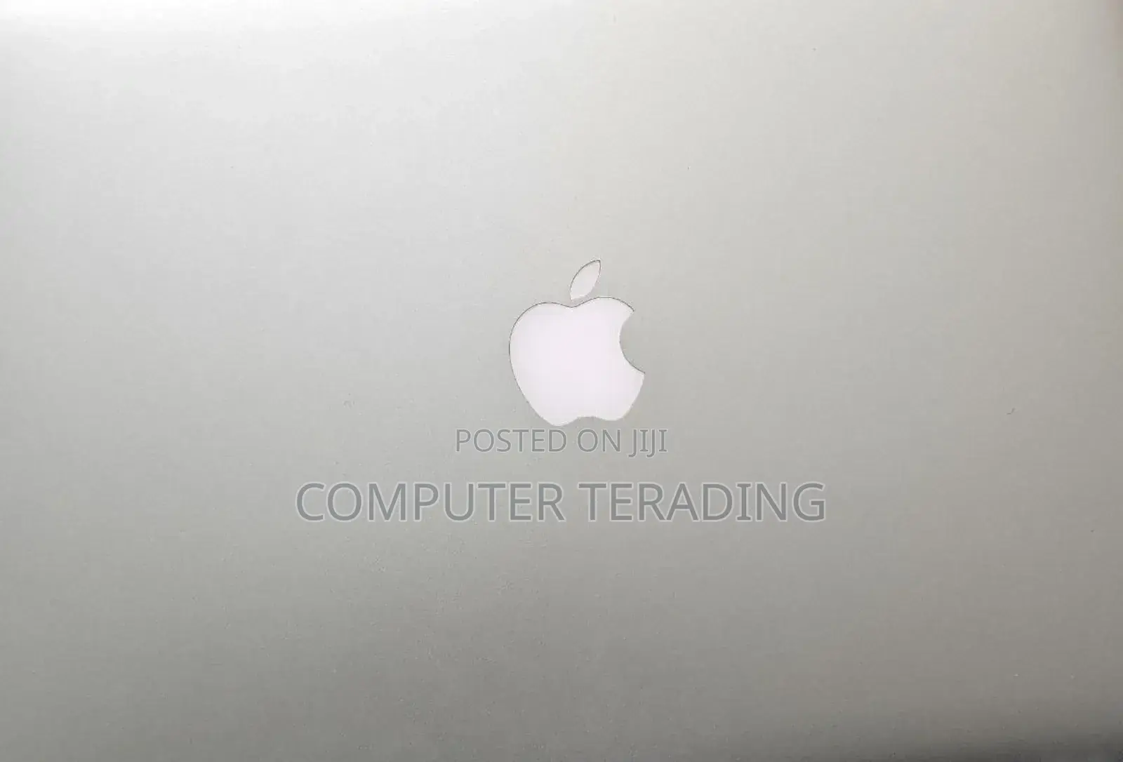 New Laptop Apple MacBook Pro 2015 16GB Intel Core I7 SSD 256GB