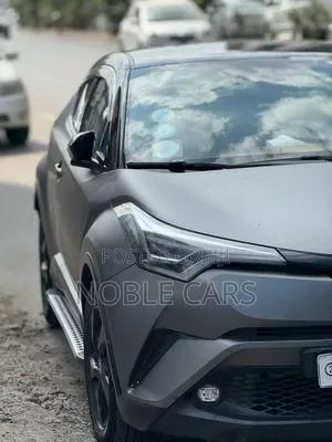 Toyota C-HR 2021 Gray