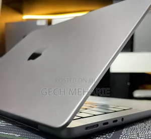 New Laptop Apple MacBook Pro 2021 M1 32GB Apple M1 Pro SSD 512GB