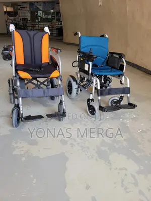 Electric Wheelchair//Stay Safe in Control With the Auto-Horn Feature