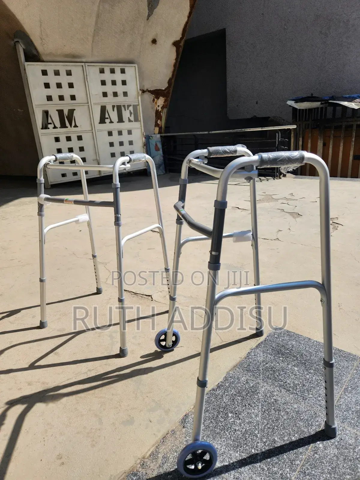 Medical Physiotherapy Walker胺walker段的walker埤你walker Medical Walker