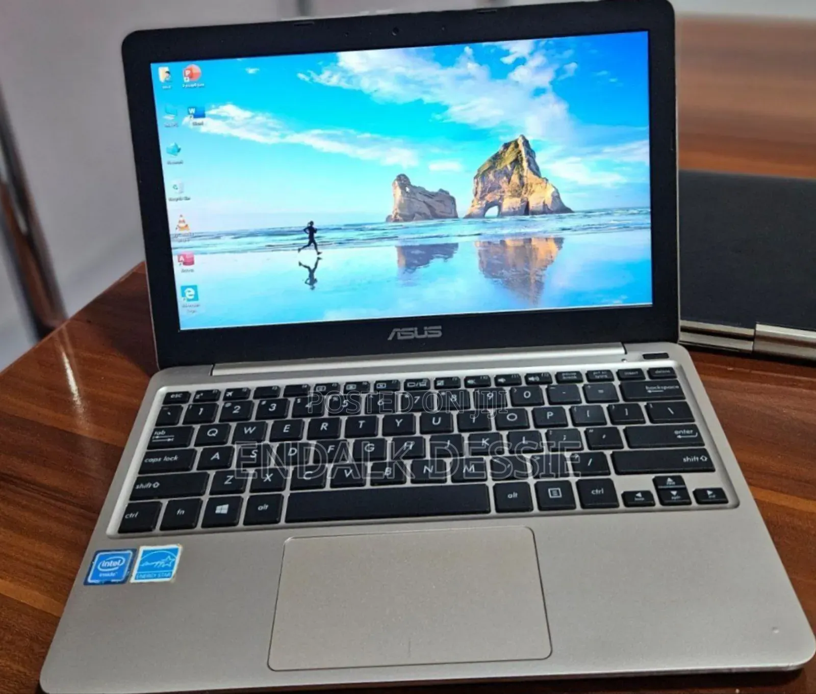 New Laptop Asus 2GB SSD 32GB