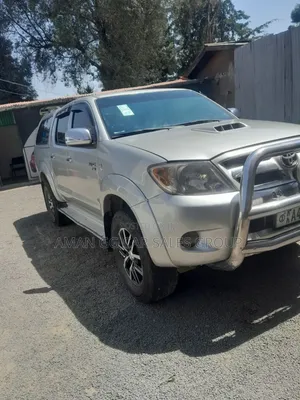 Toyota Hilux 2008 Silver