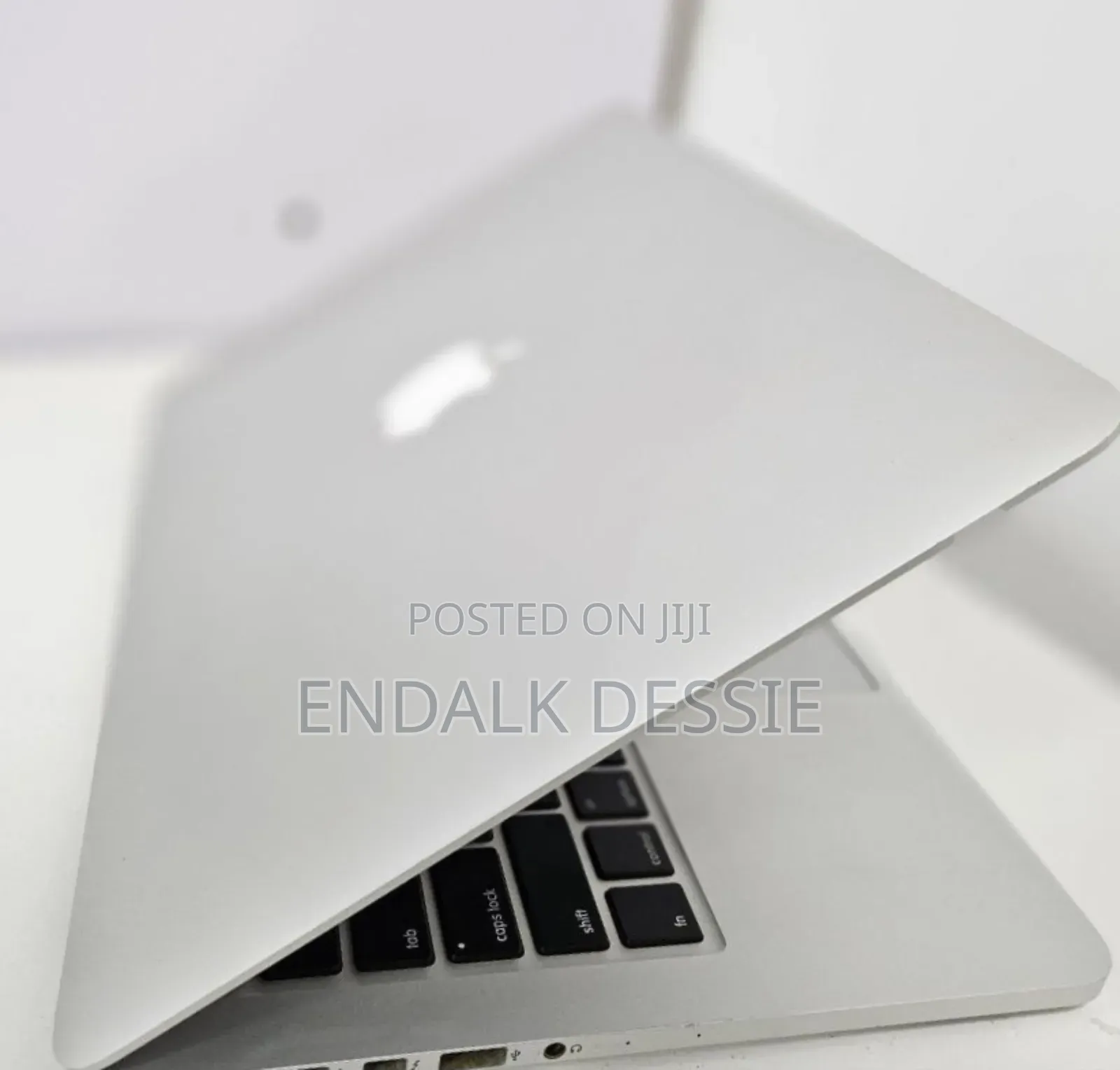 New Laptop Apple MacBook Pro 2014 8GB Intel Core i5 SSD 128GB
