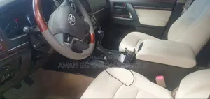 Toyota Land Cruiser 2008 White