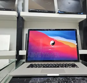 New Laptop Apple MacBook Pro 2015 16GB Intel Core I7 SSD 512GB