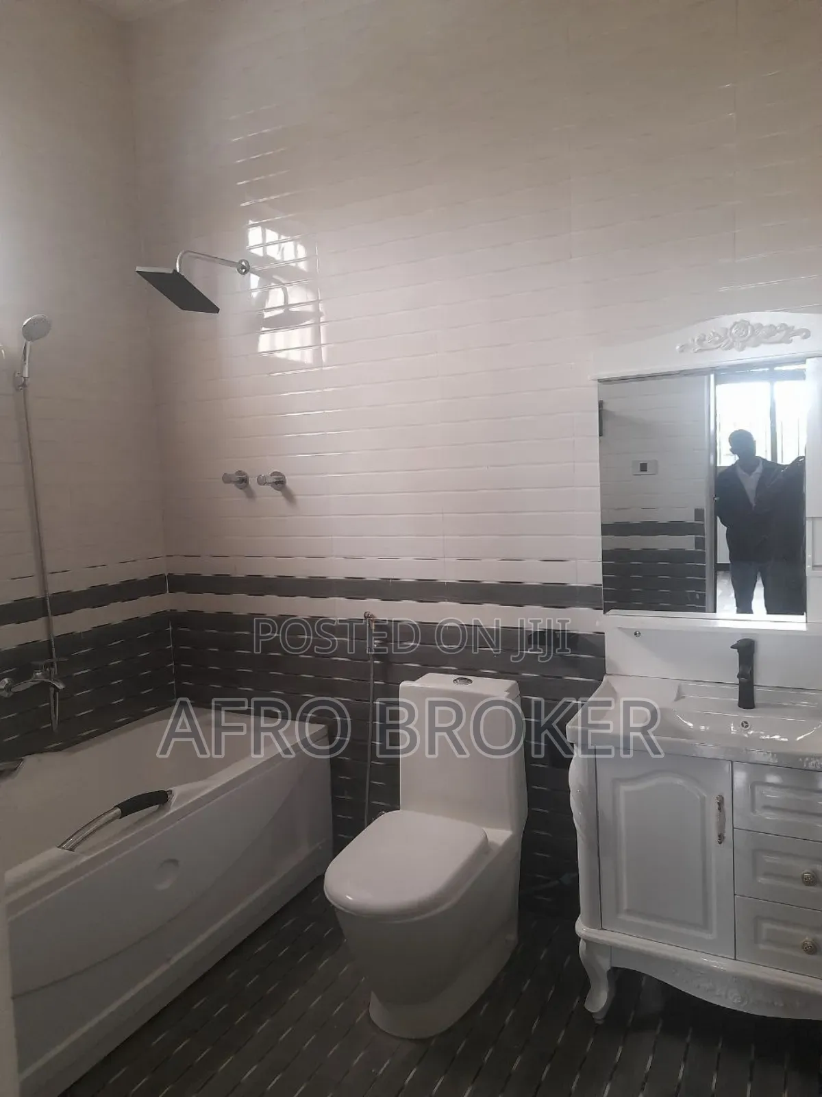 Furnished 5bdrm Villa in Akaki Kality, Akaky Kaliti for sale