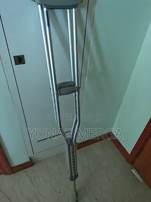 Axillary Crutches痲商crutches寄凹walk and Minimizes Underarm Pain
