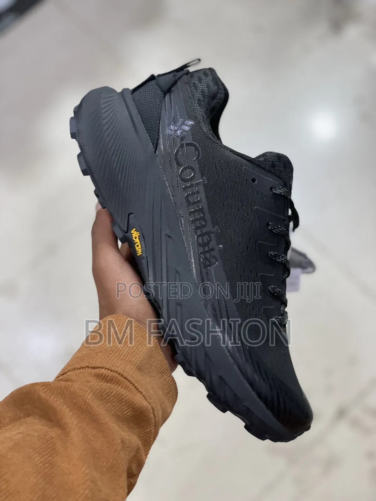Black Merrell Agility Peak 5 Trail Running Shoes With a Vibram Outsole