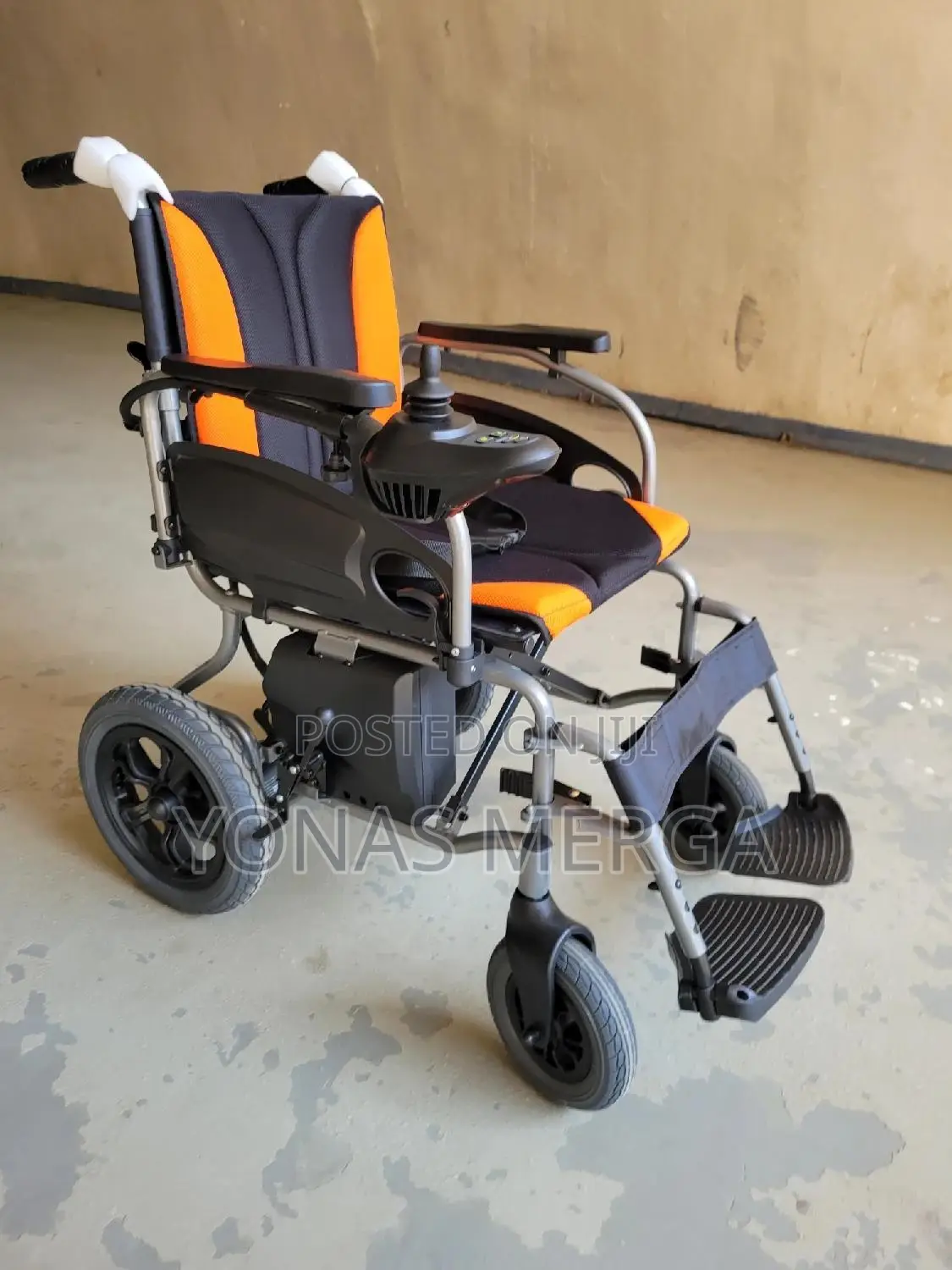 Electric Wheelchair來看powerful Motor Wheelchair聶聶user-Friendly Joystick