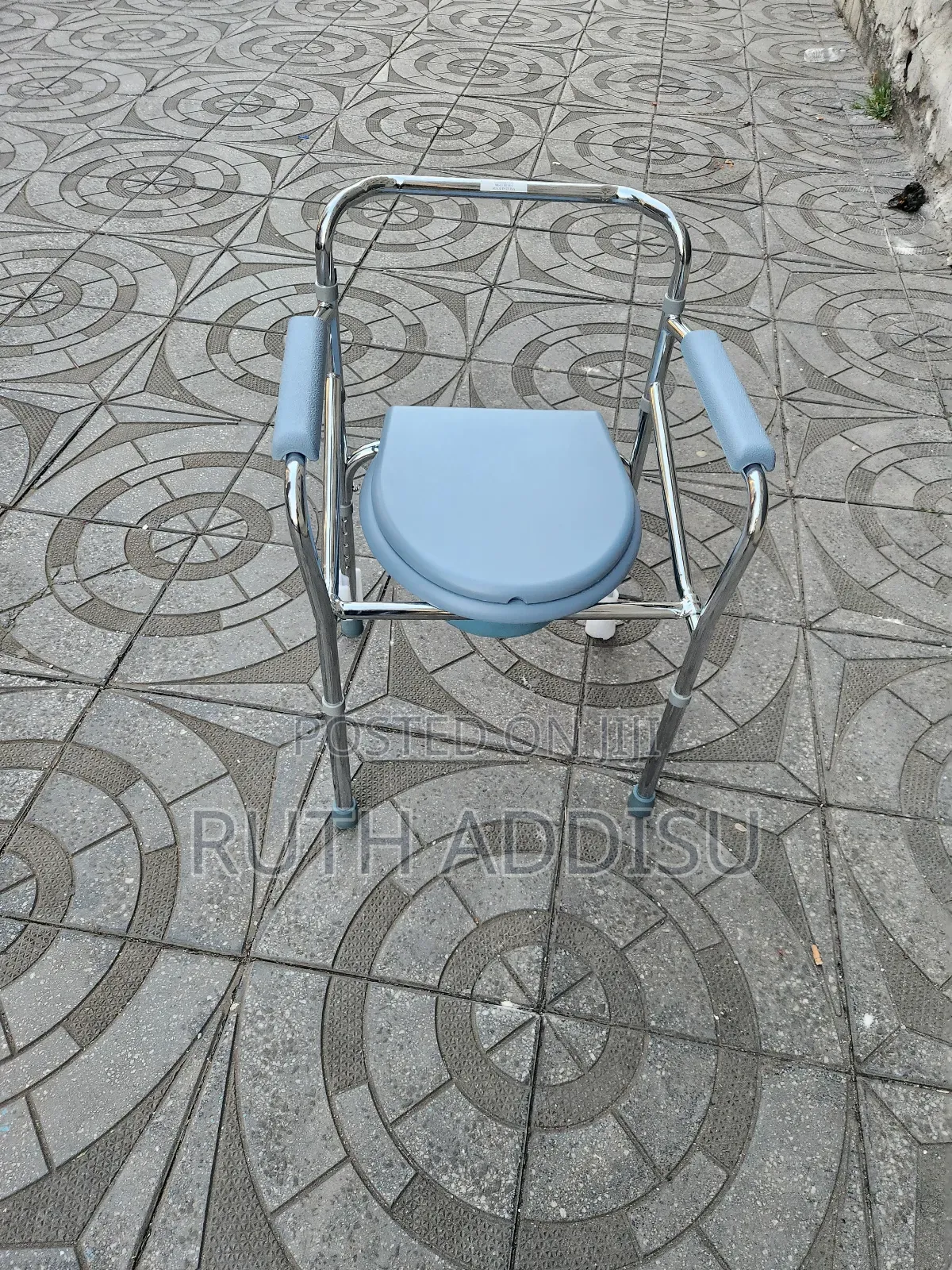 Commode Chair With Shower and Popo肺炎commode Chair朱雀toilet Ealderly
