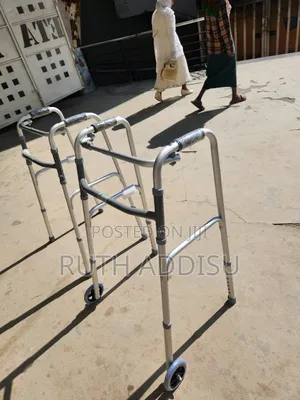 Foldable Walker朱雀medical Walker朱諾walker Medical Walker脆弱brand New Walk