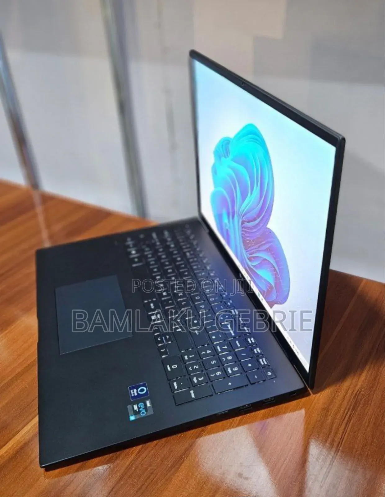 New Laptop LG Gram 15.6 16GB Intel Core I7 SSD 512GB