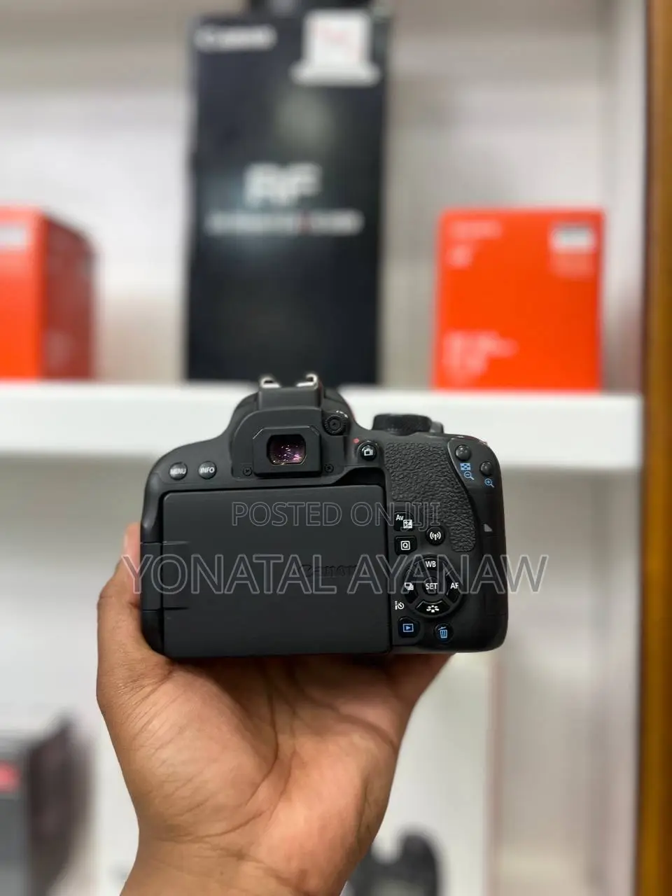Canon 800d
