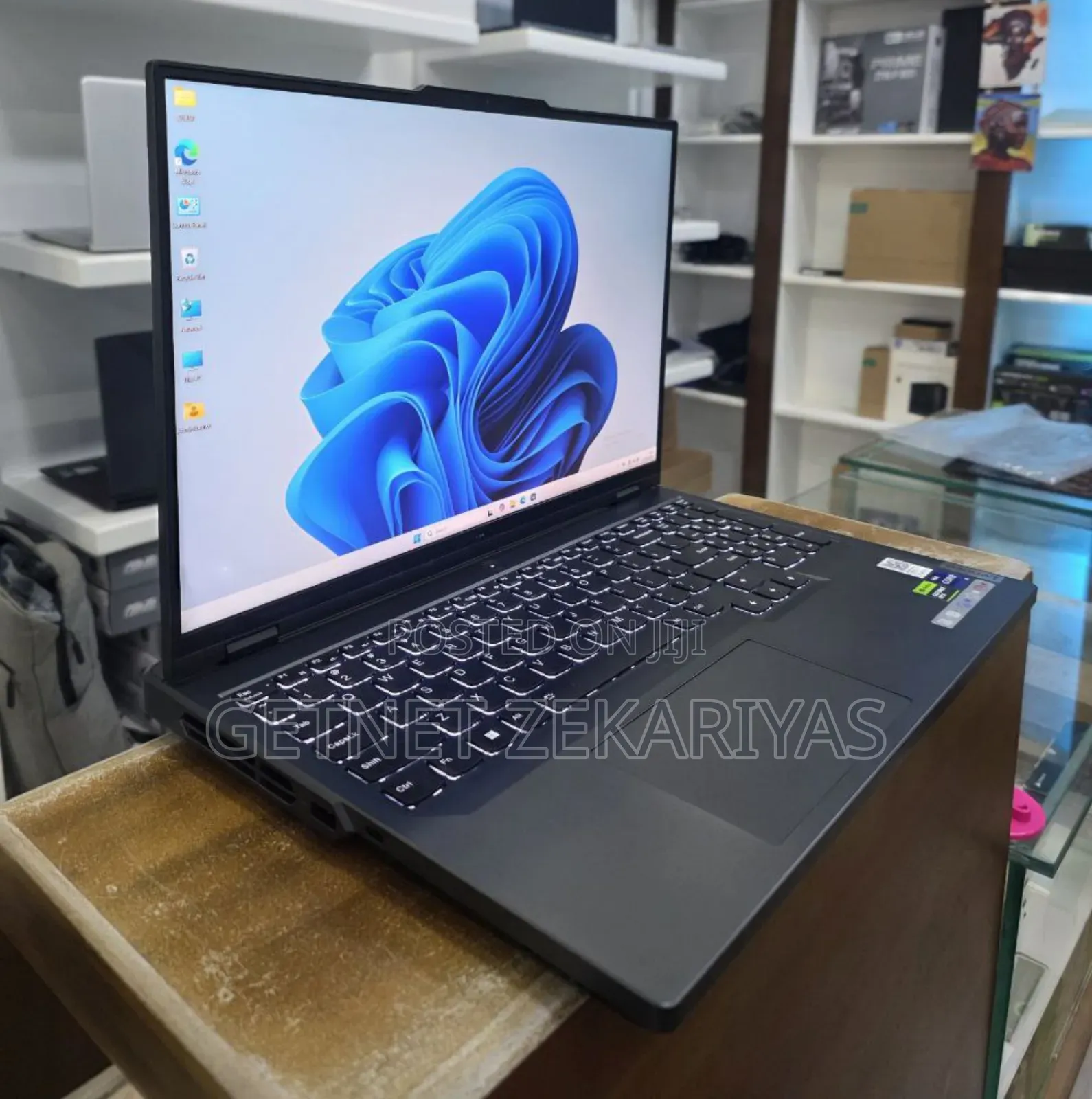 New Lenovo Legion Y7000P IRX9 Gaming Laptop 32GB Intel Core I9 SSD 1T